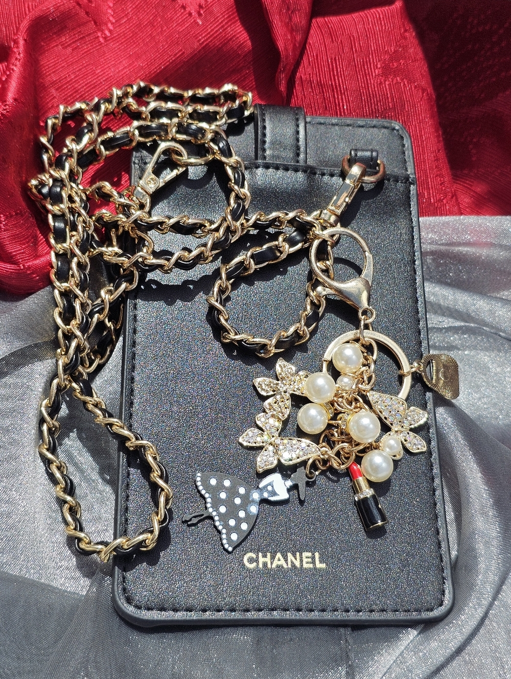 Chanel Coco Crush GWP Black Quilted Phone Holder Crossbody Chain + Charms - Picture 17 of 17